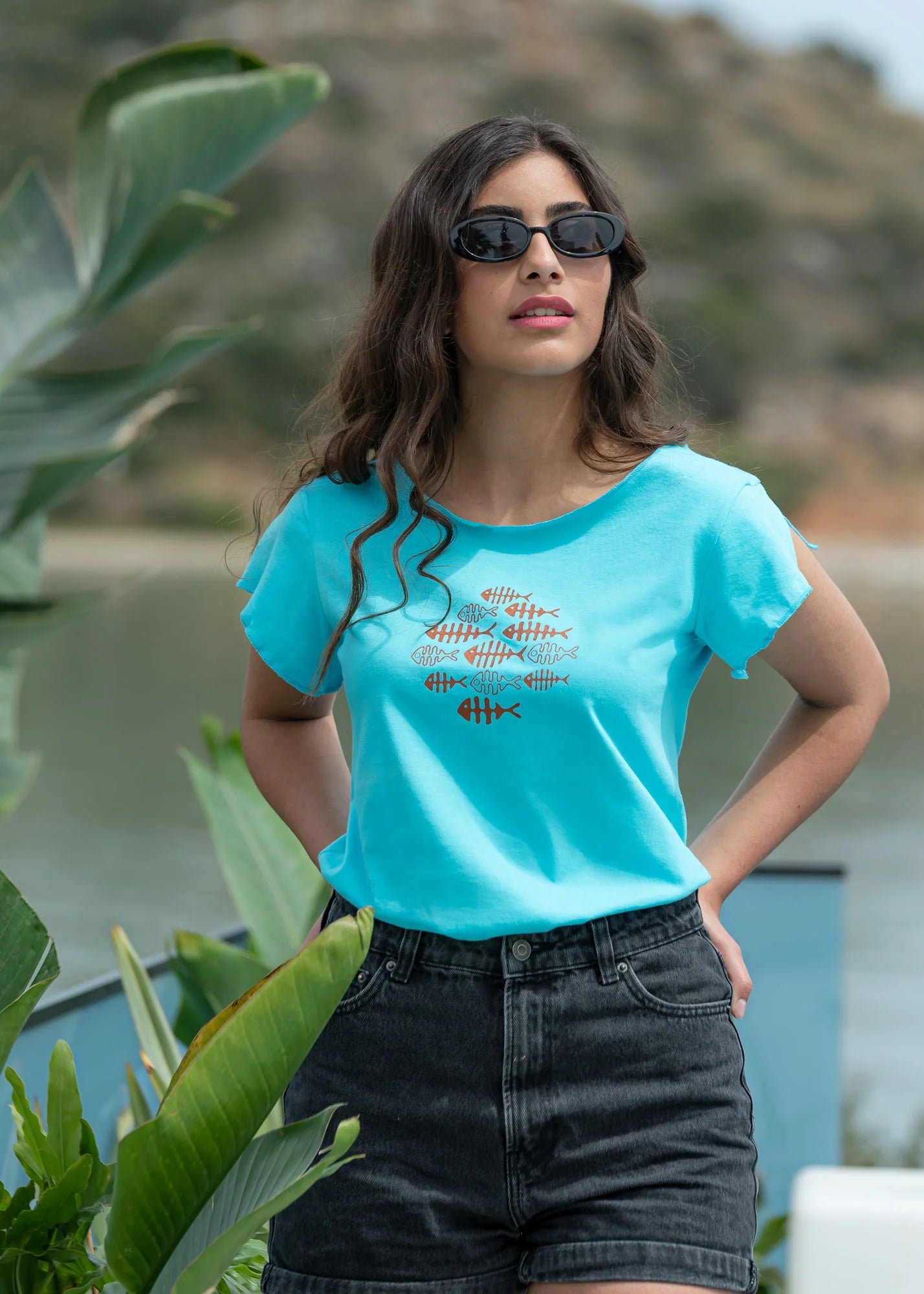 Bronze Fishbones - T-Shirts