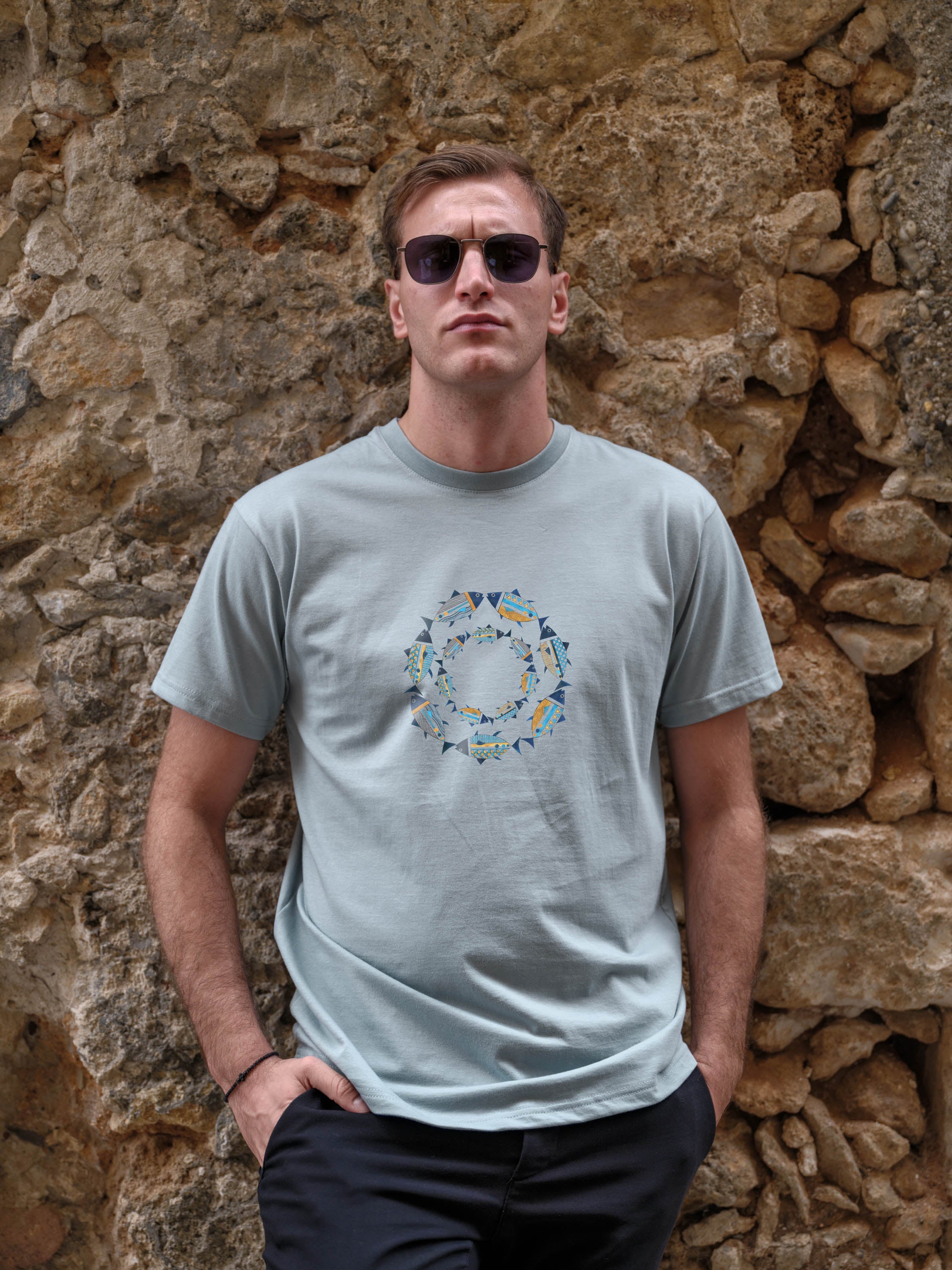 Μεσογειακό Μάνταλα με Ψάρια - Μπλούζες Πετροπλυμένες