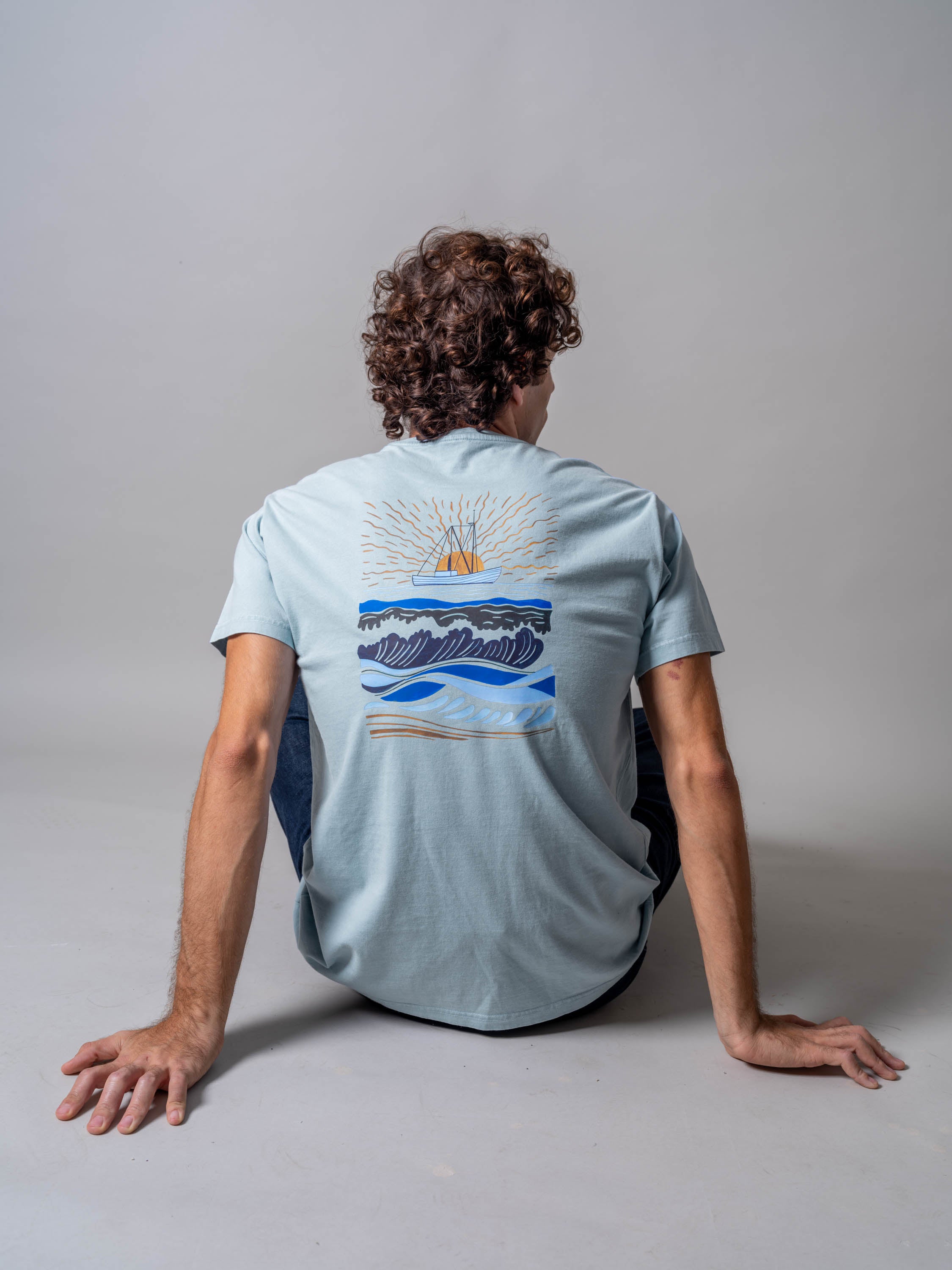 Καλλιτεχνικό Σχέδιο Ιστιοπλοϊκό & Κύματα - Μπλούζες Πετροπλυμένες