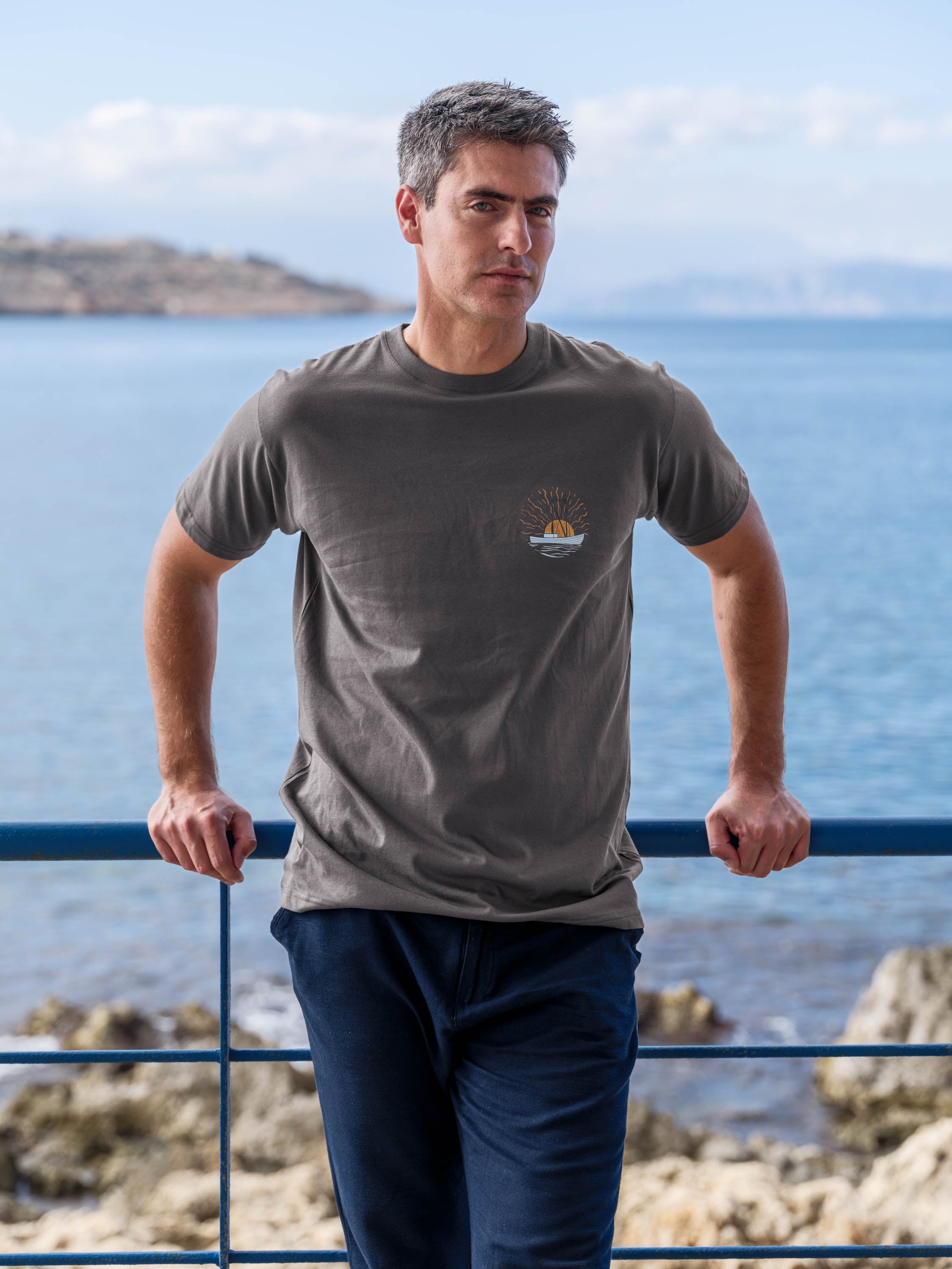 Καλλιτεχνικό Σχέδιο Ιστιοπλοϊκό & Κύματα - Μπλούζες