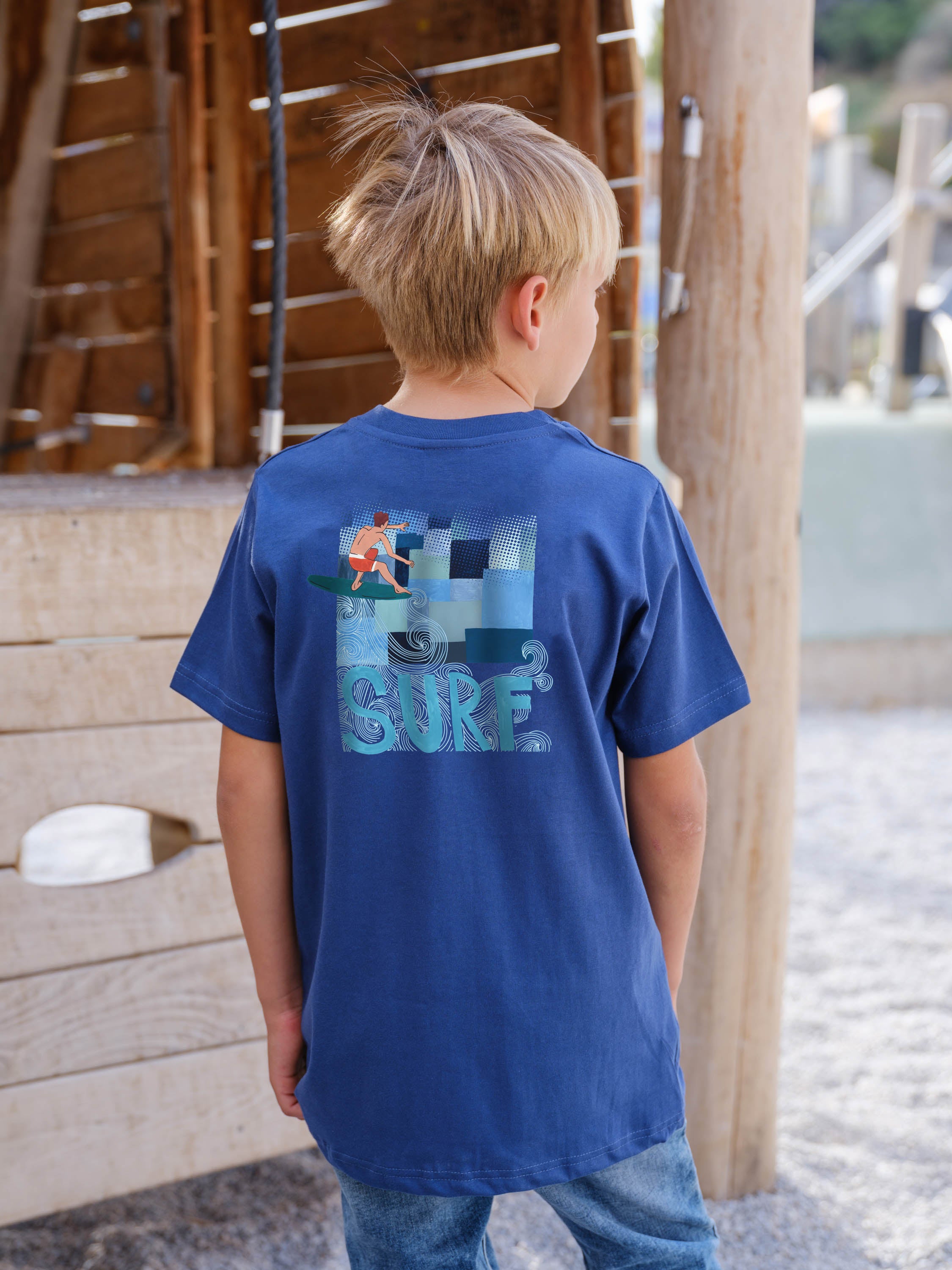 SURF Τυπογραφικό Κολάζ Παραλίας - Μπλούζες