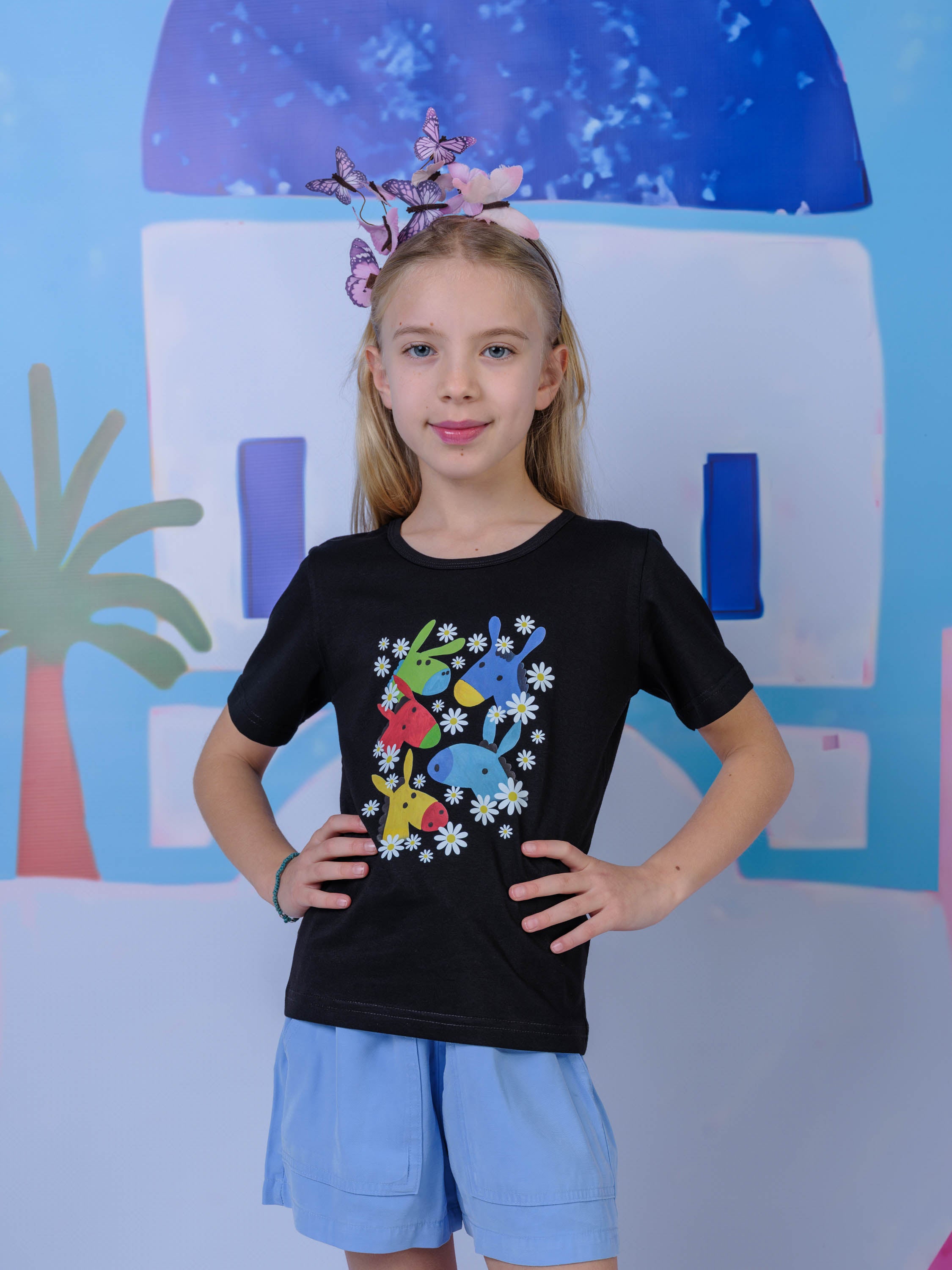 Colorful Donkey Heads & Daisies Print - T-Shirts