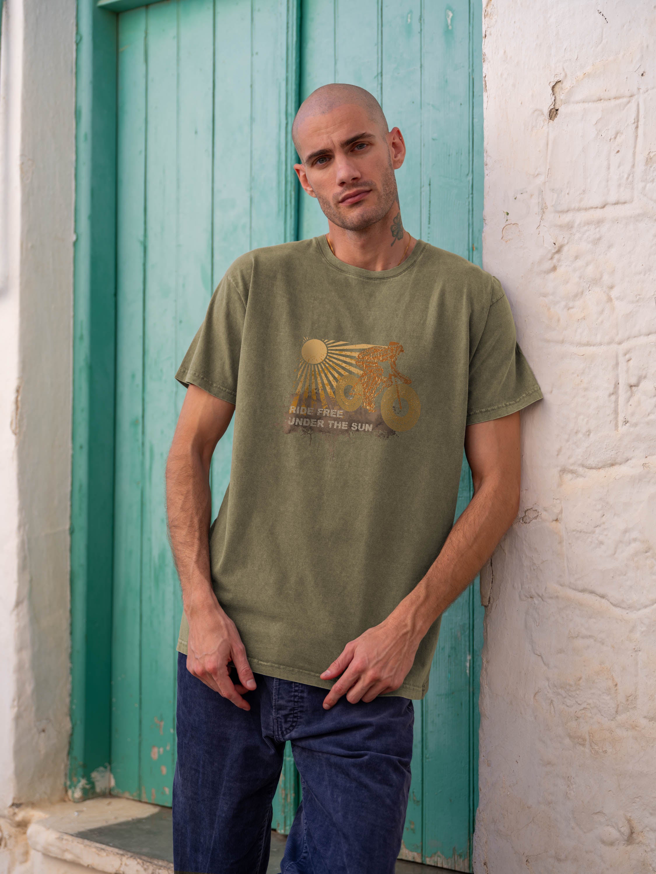 “Ride Free Under the Sun” Σχέδιο Ποδήλατο - Μπλούζες Πετροπλυμένες