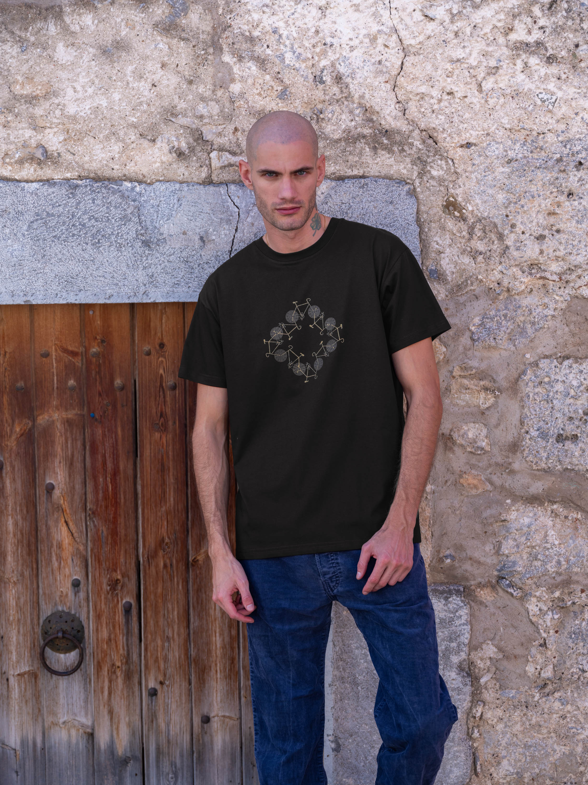 Αφηρημένο Κυκλικό Σχέδιο με Παλάμες - Μπλούζες