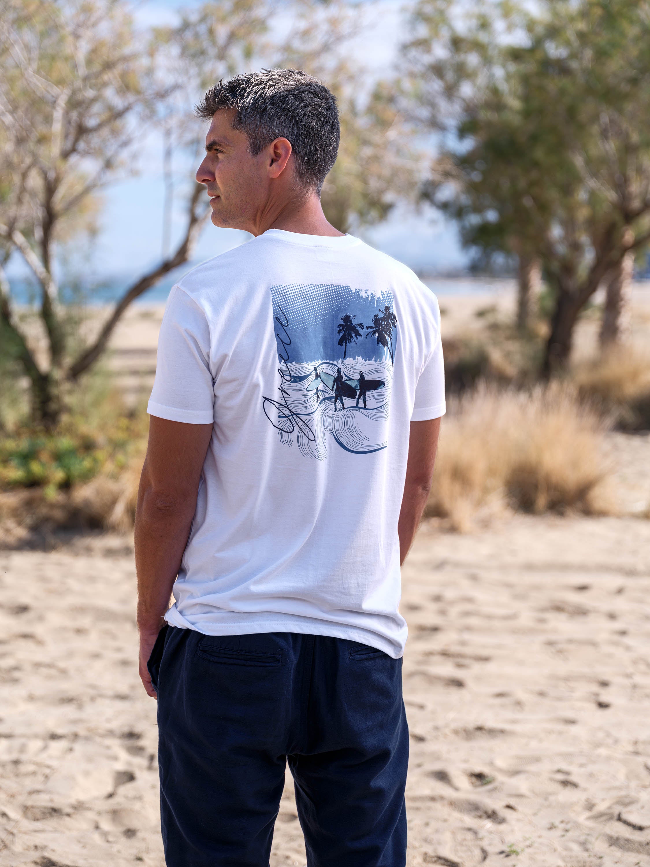 Blue Tropical Surf Scene - T-Shirts