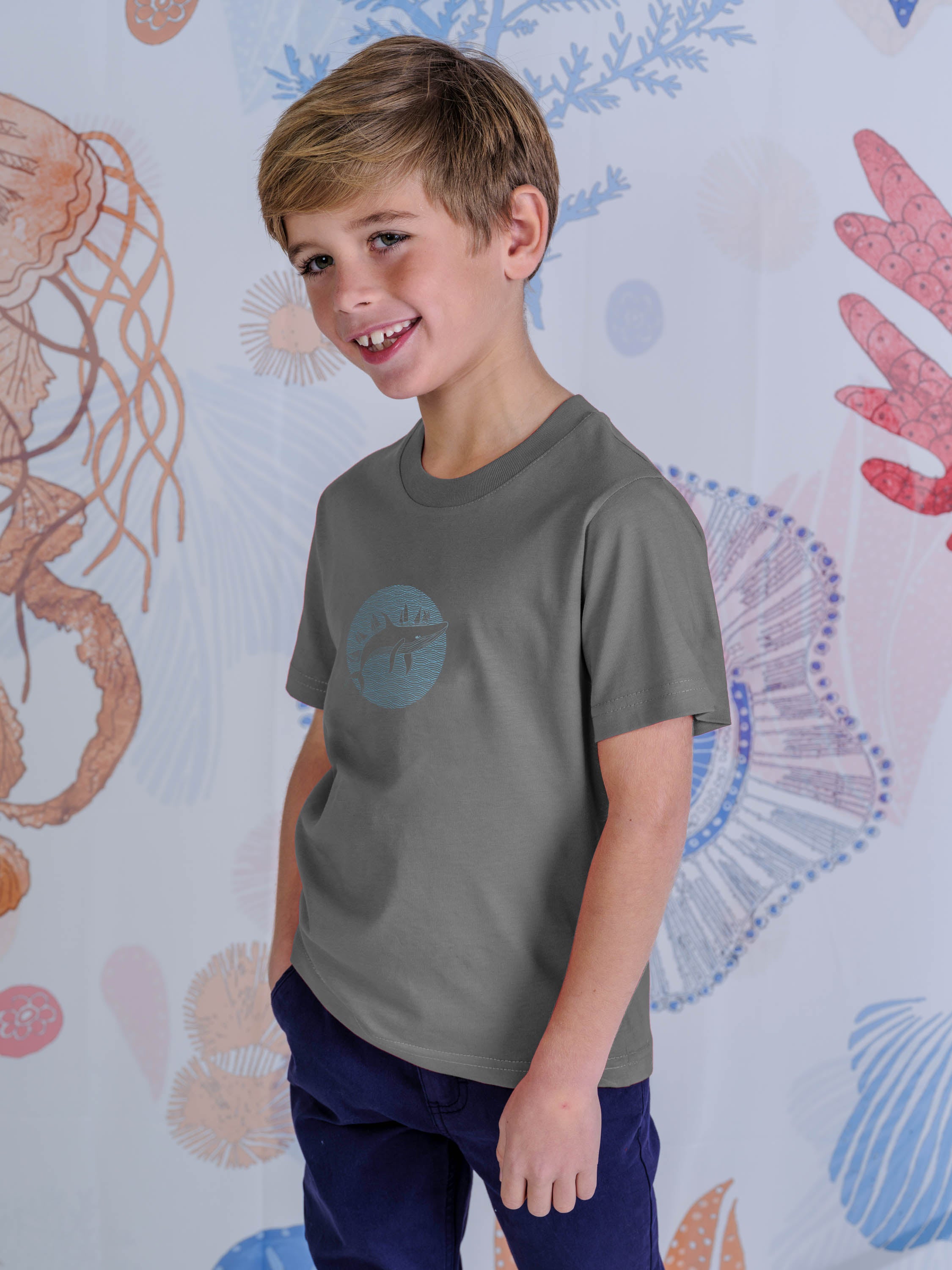 Σχέδιο Φάλαινας με Ιστιοπλοϊκά (Stencil) - Μπλούζες