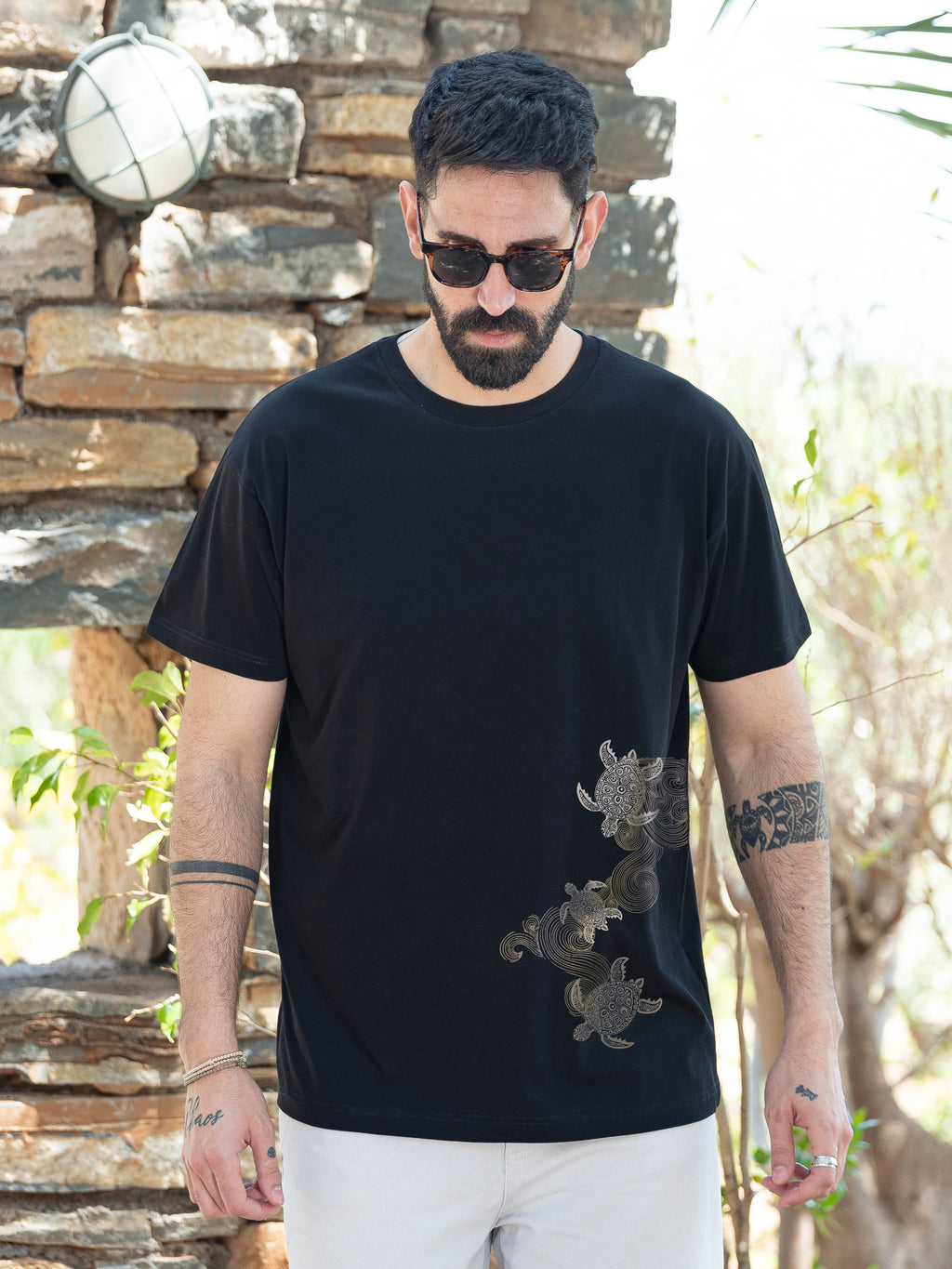 Sea Turtle & Ocean Wave - T-Shirts