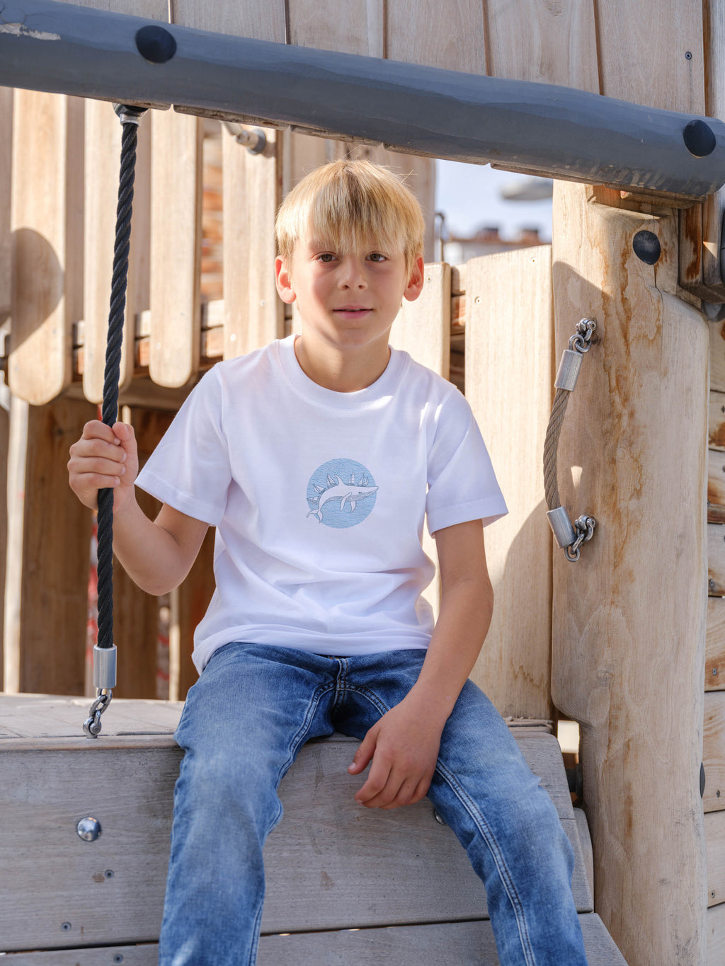 Whale & Sailboats Ocean Circle - T-Shirts