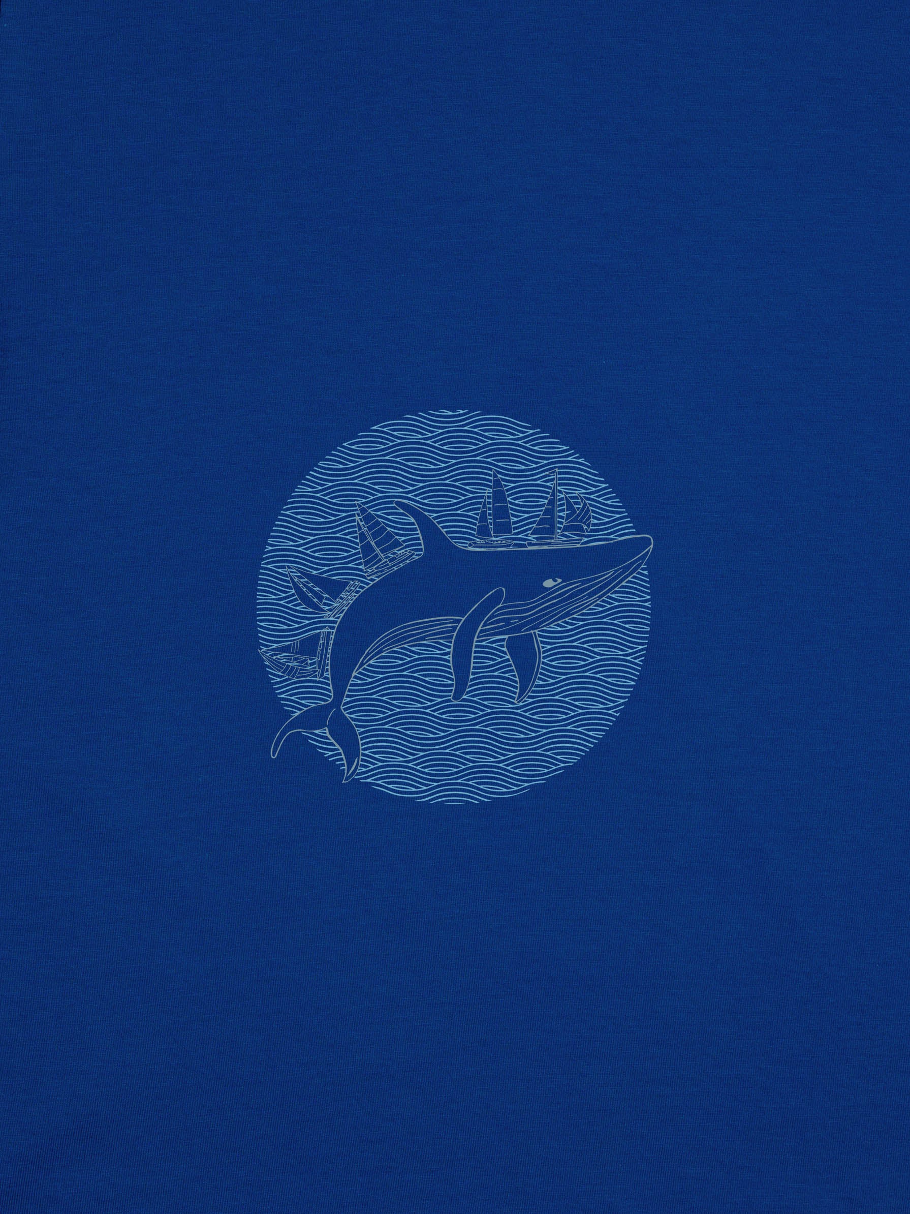 Φάλαινα & Ιστιοπλοϊκά σε Κυκλικό Σχέδιο - Μπλούζες