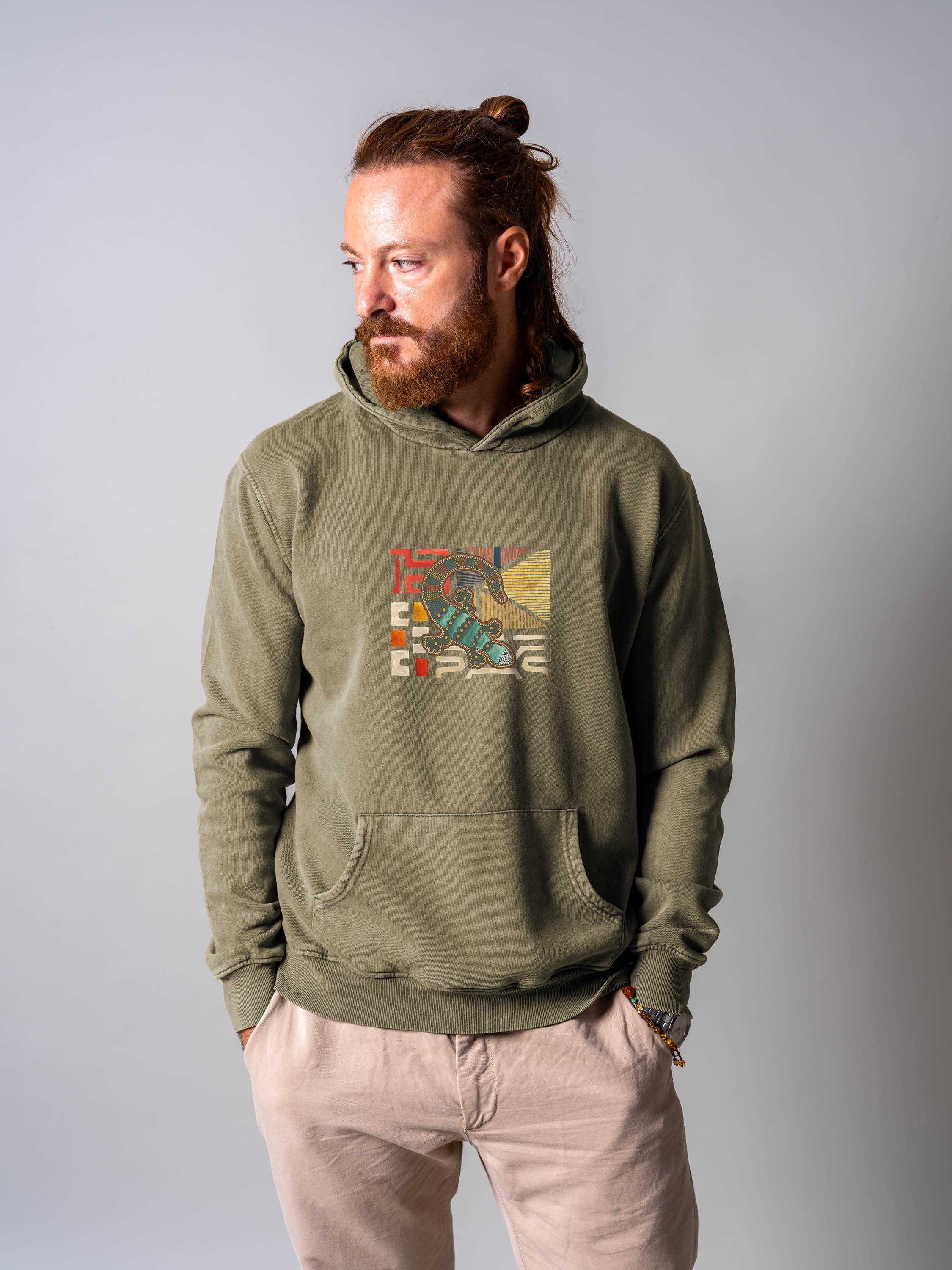 Lizard on abstract - Stonewashed Hoodie