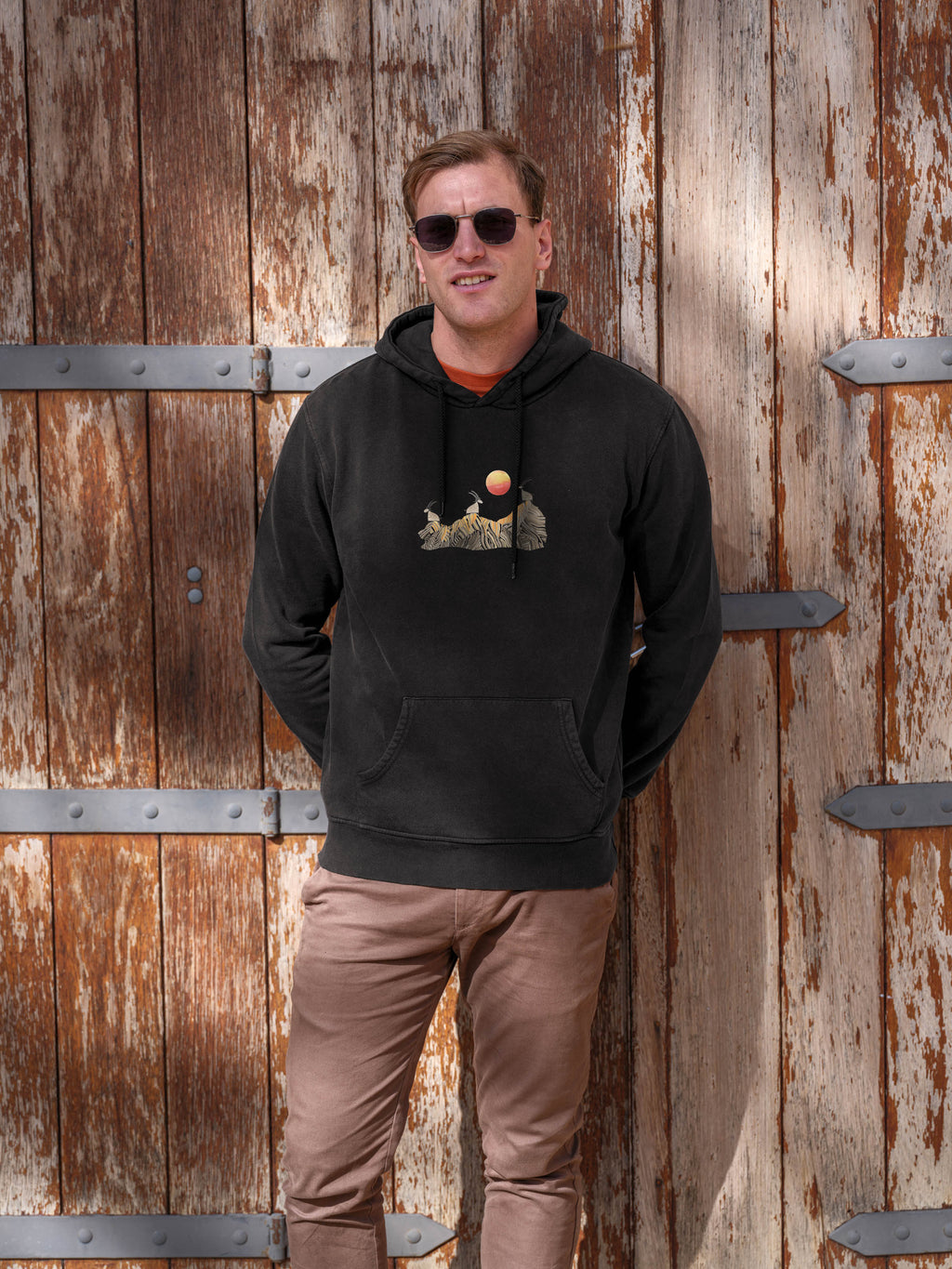 Cretan goats on a jagged ridge - Stonewashed Hoodie