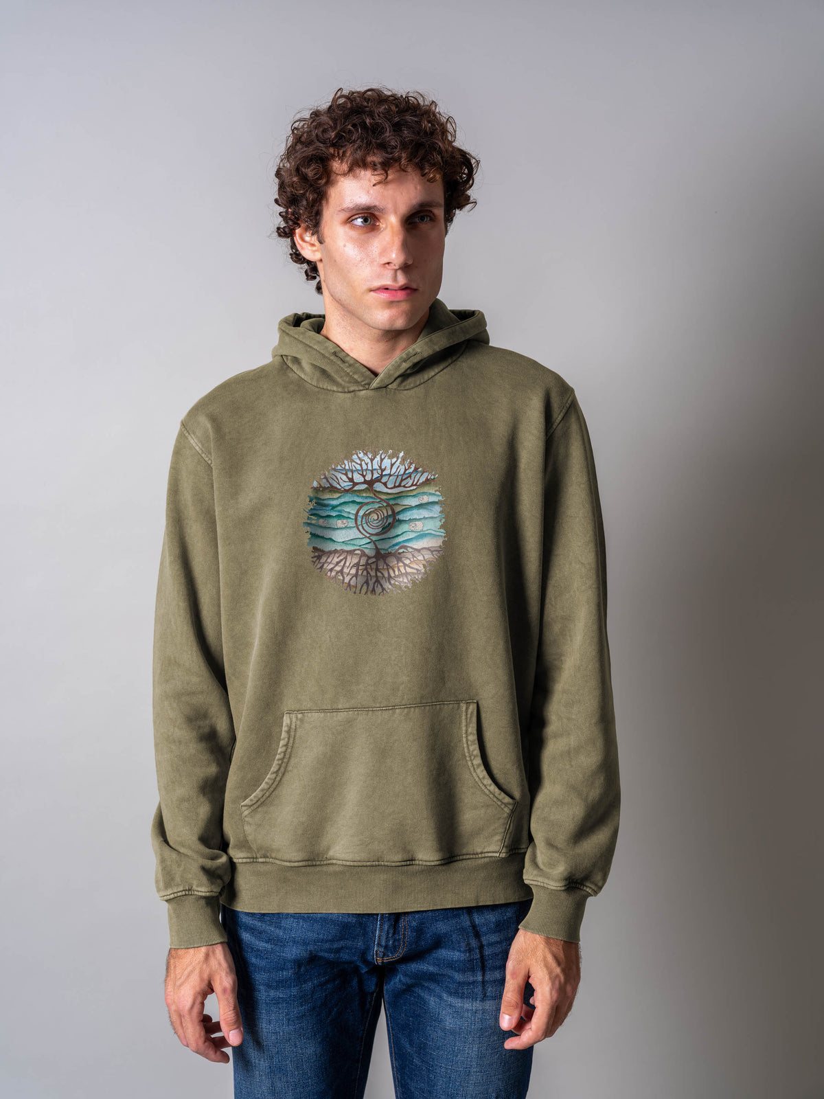 Tree rooted in Cretan landscape - Stonewashed Hoodie