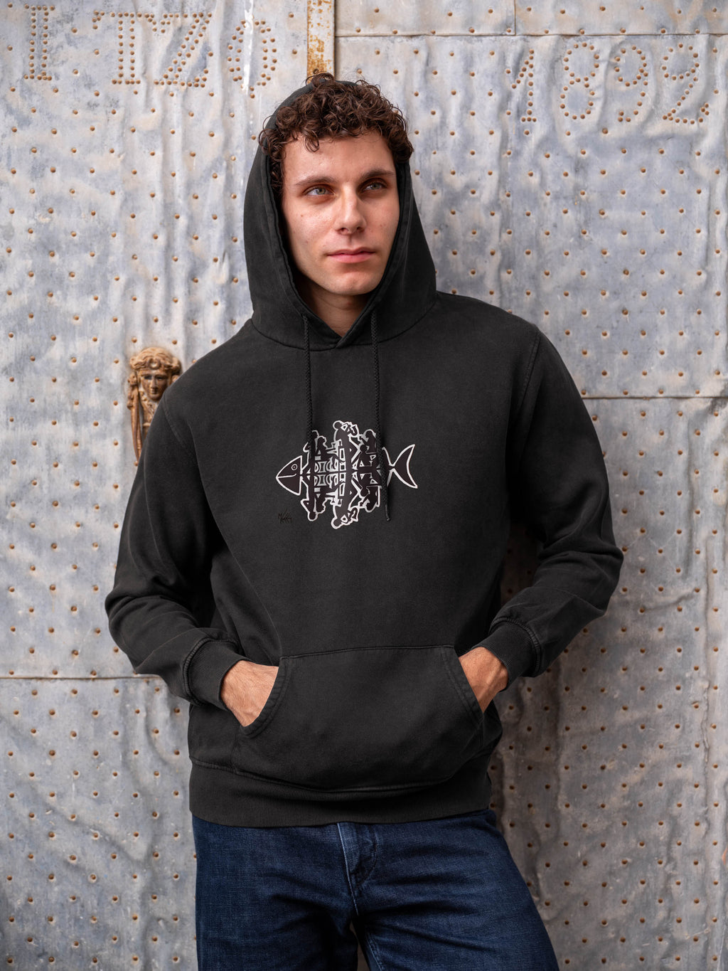 One fish …partying - Stonewashed Hoodie
