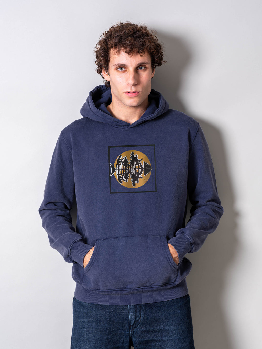 Waiting for the catch - Stonewashed Hoodie