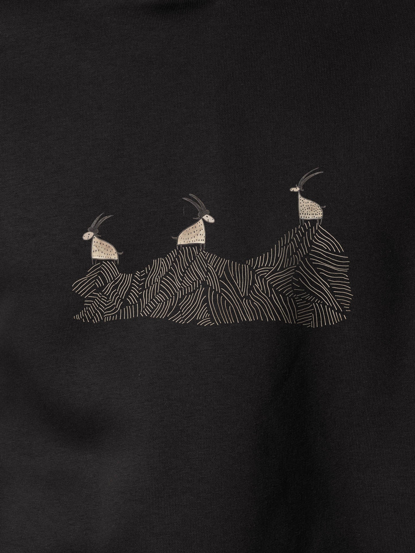 Cretan goats on a jagged ridge - Hoodies