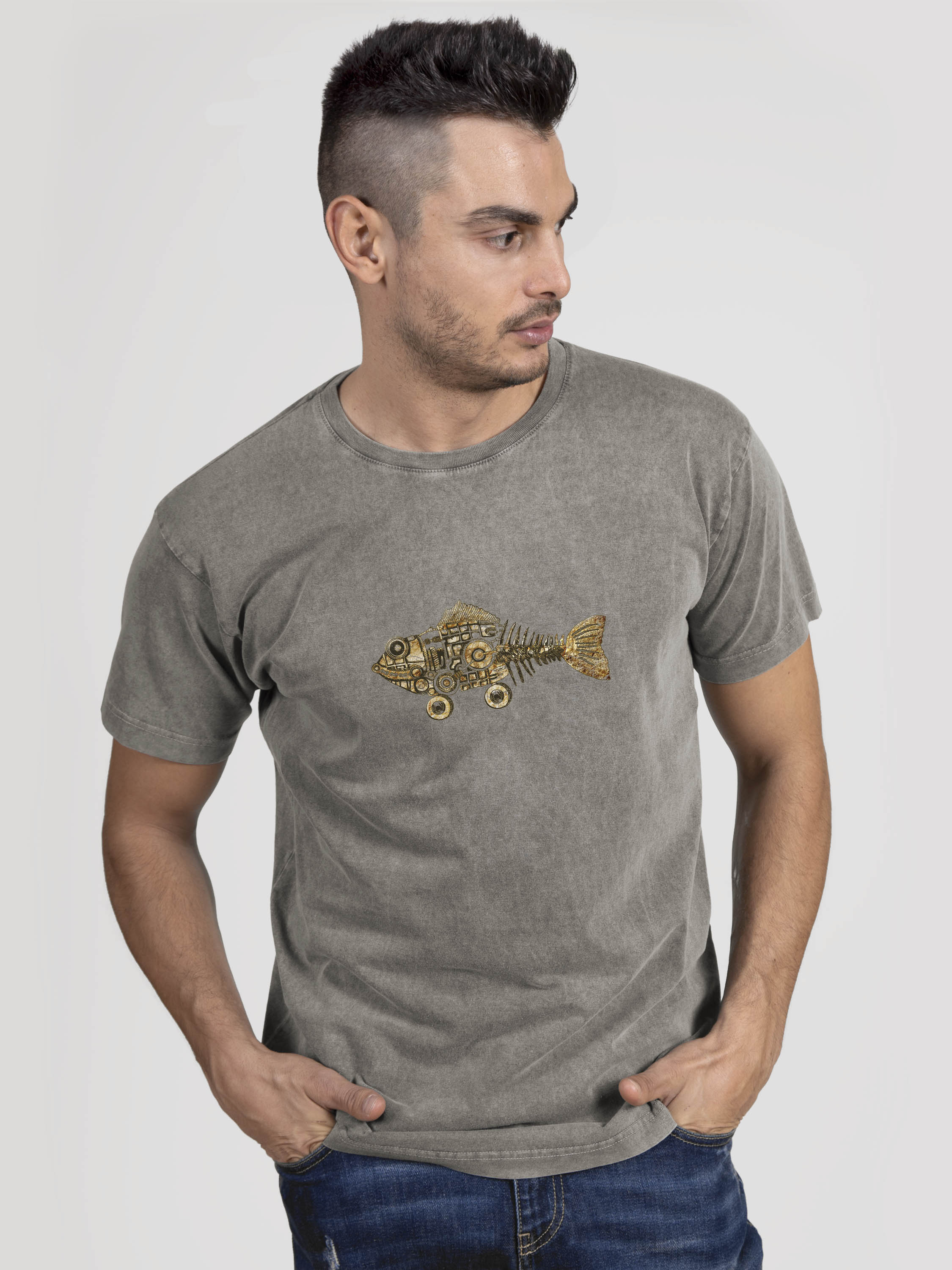 Golden gears of the Deep - Stonewashed T-Shirts
