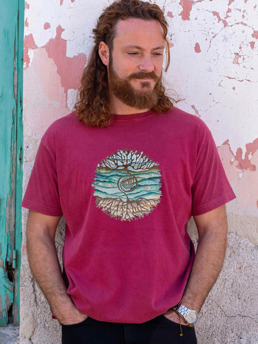Tree rooted in Cretan landscape - Stonewashed T-Shirts
