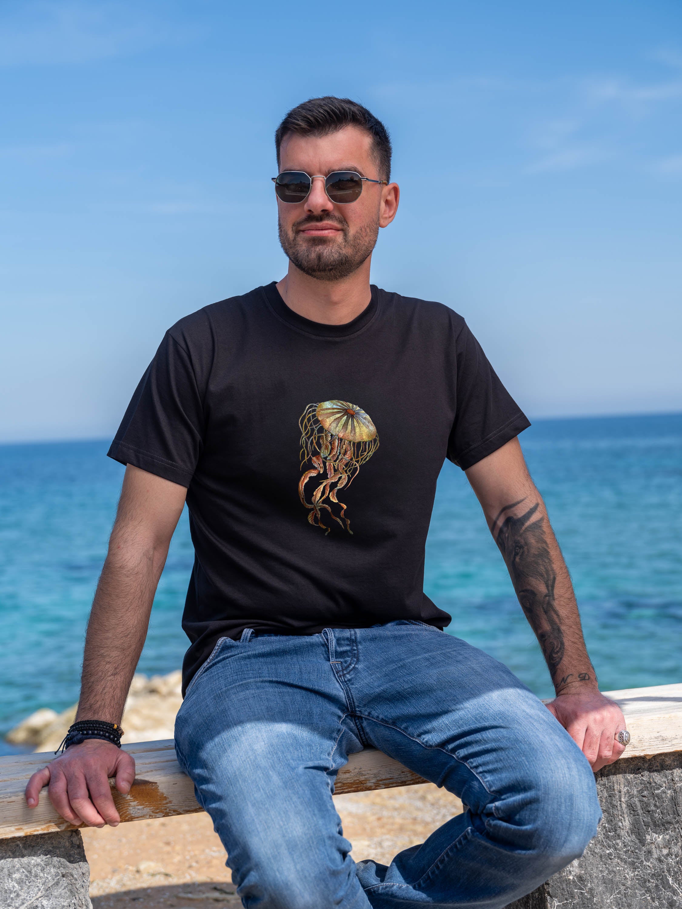 Gold Jellyfish - T-Shirts