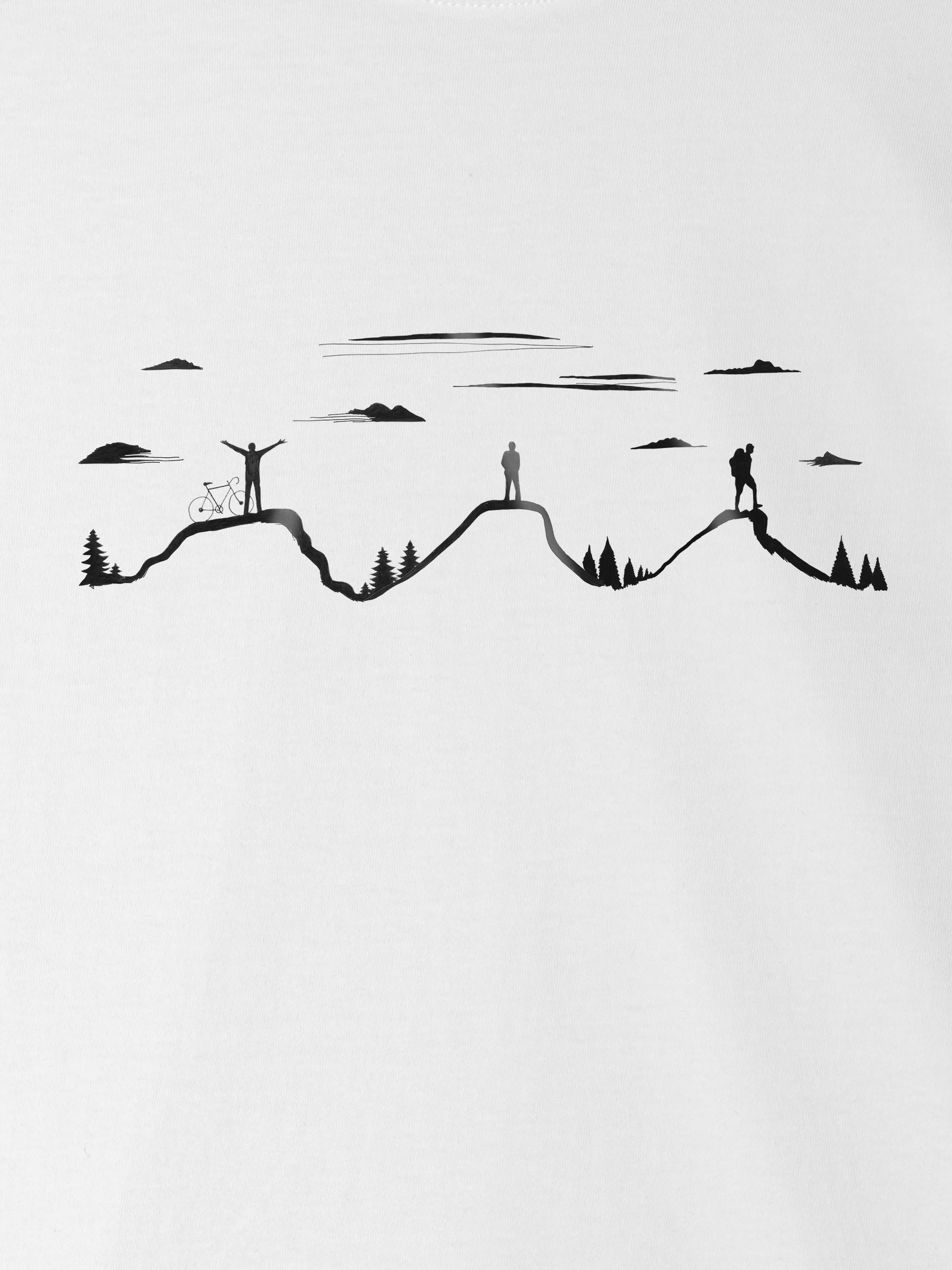 Reaching the summit - T-Shirts