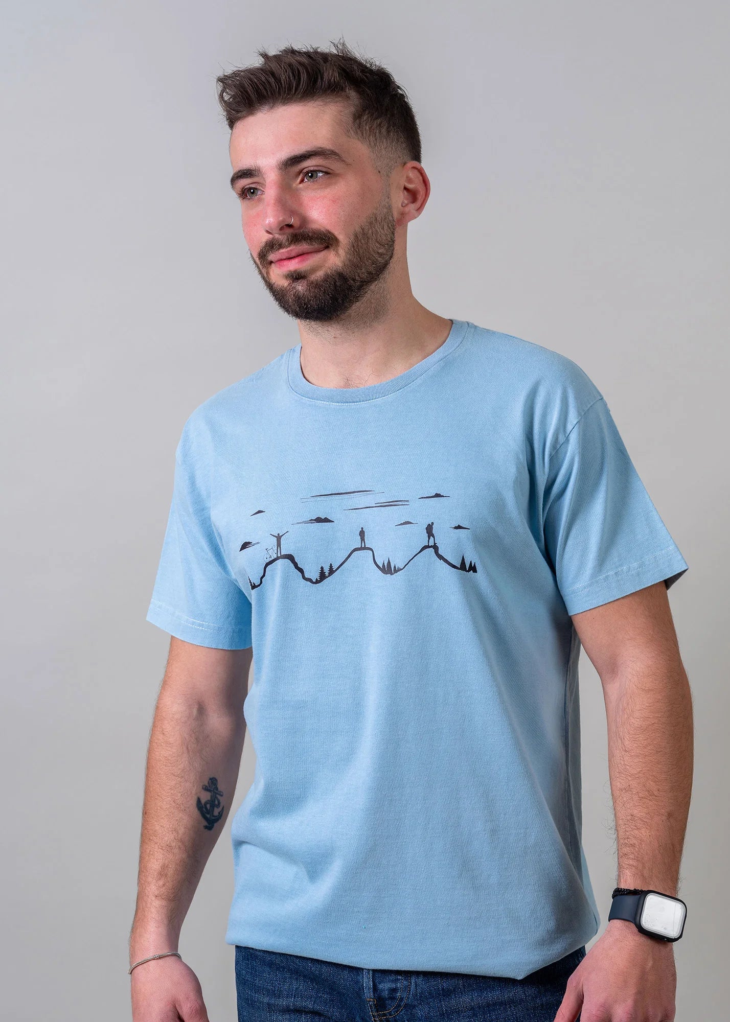 Reaching the summit - T-Shirts