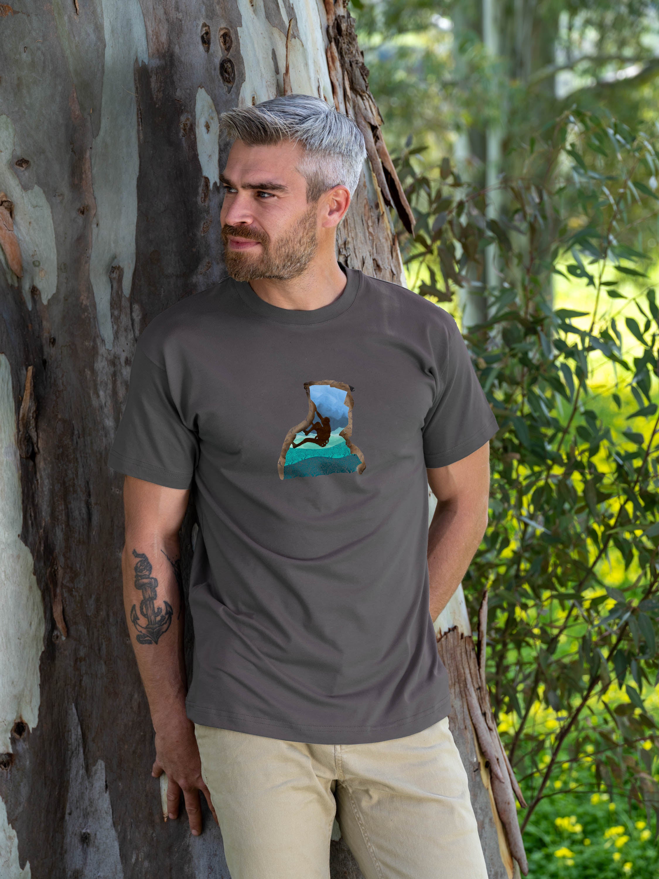 Cretan rock climber - T-Shirts