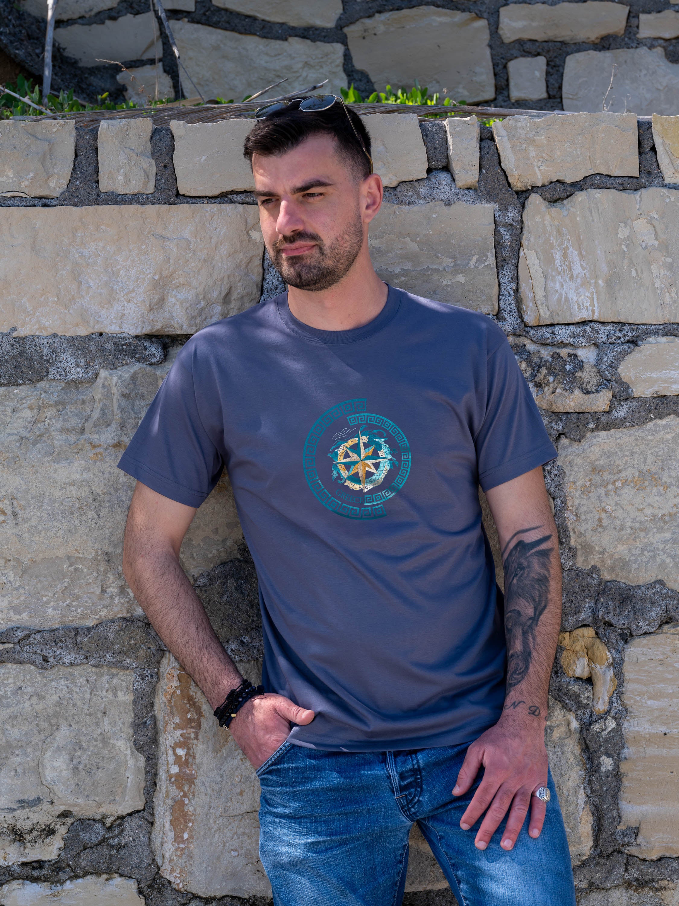Greek Compass and key pattern - T-Shirts