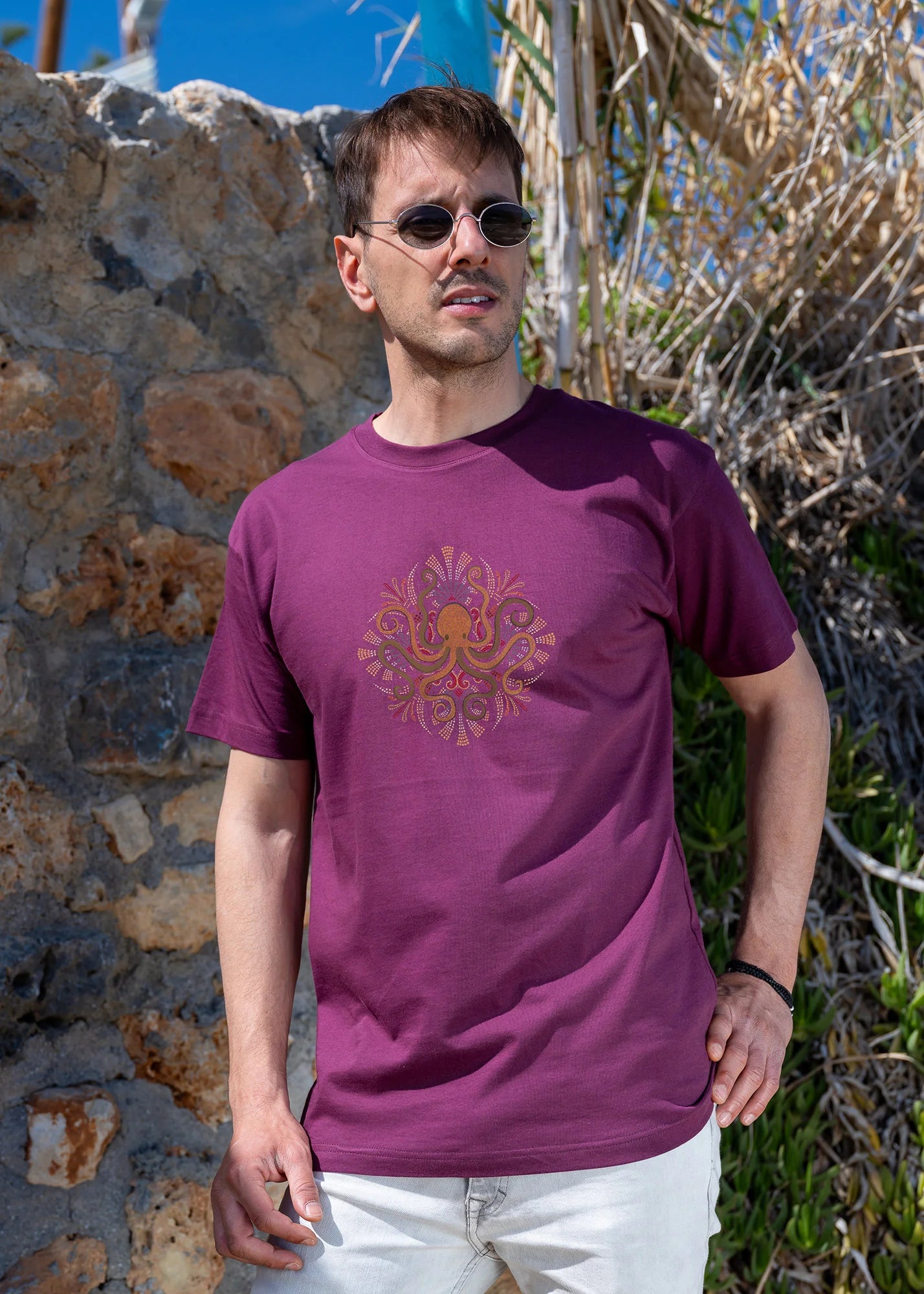Minoan Octopus - T-Shirts