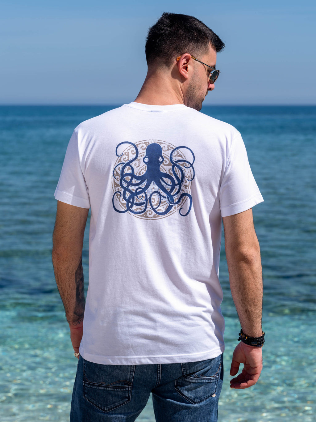 Minoan Octopus - T-Shirts