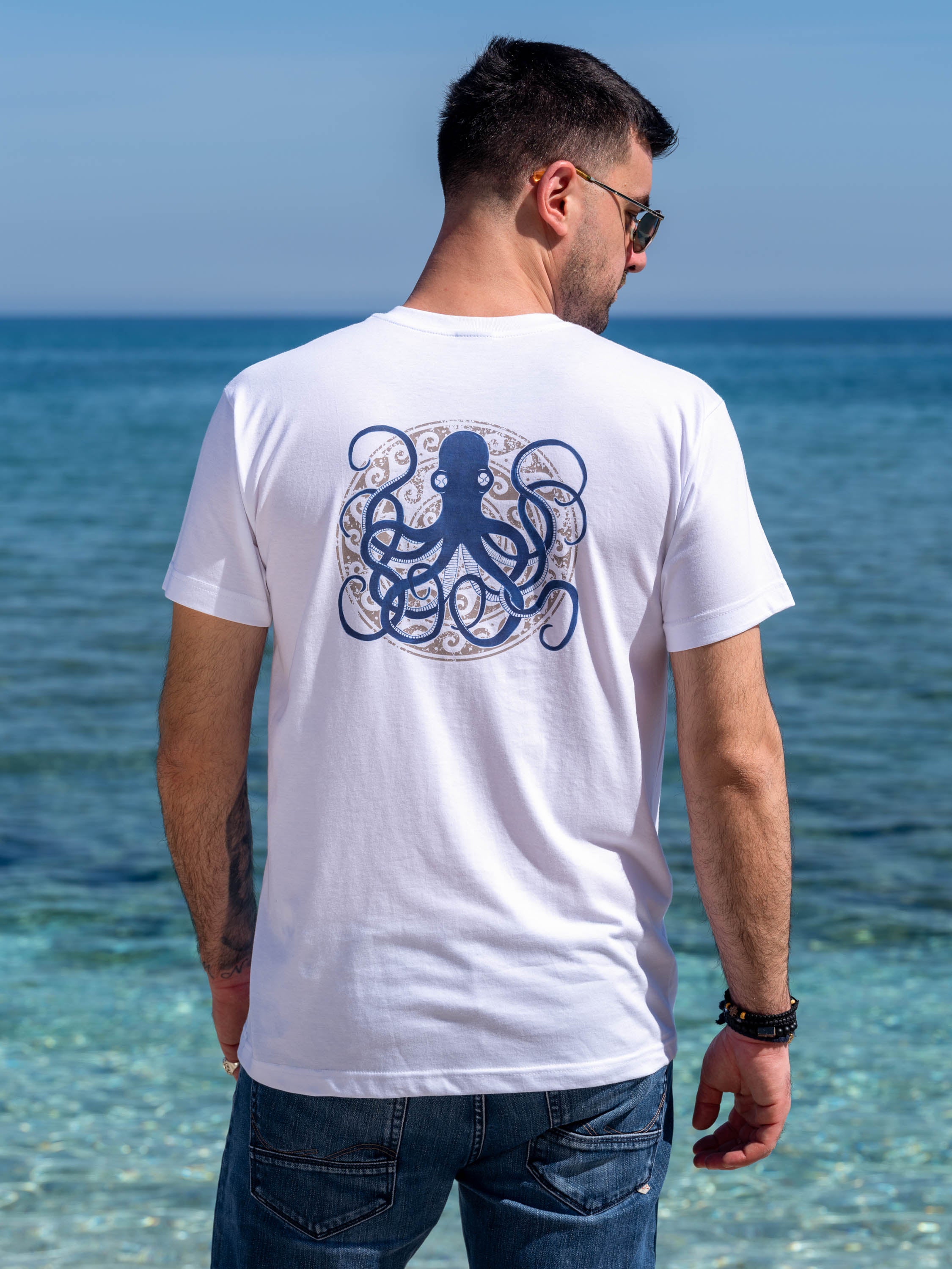Minoan Octopus - T-Shirts
