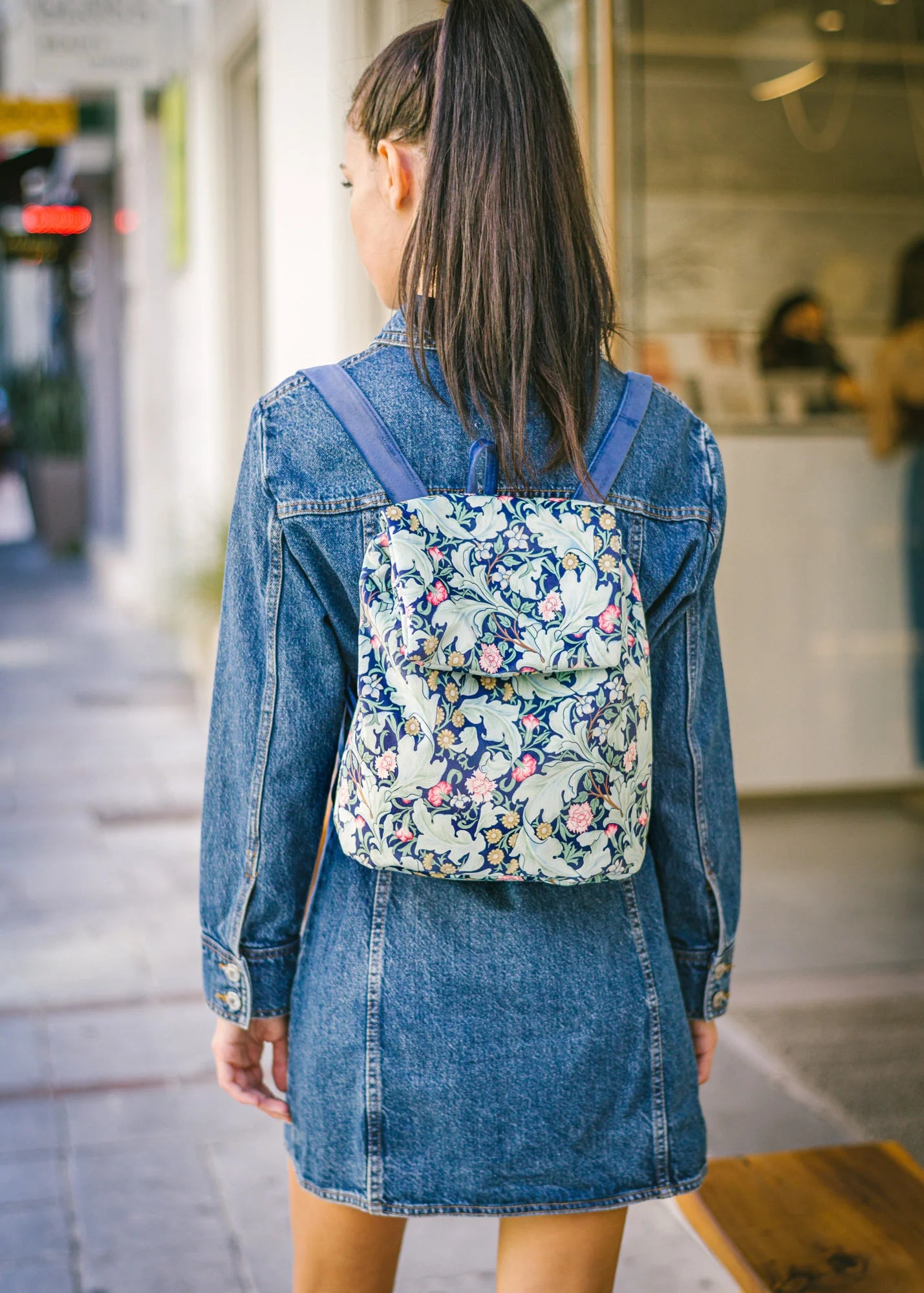 William Morris - Woad Sage - Velvet - Backpacks