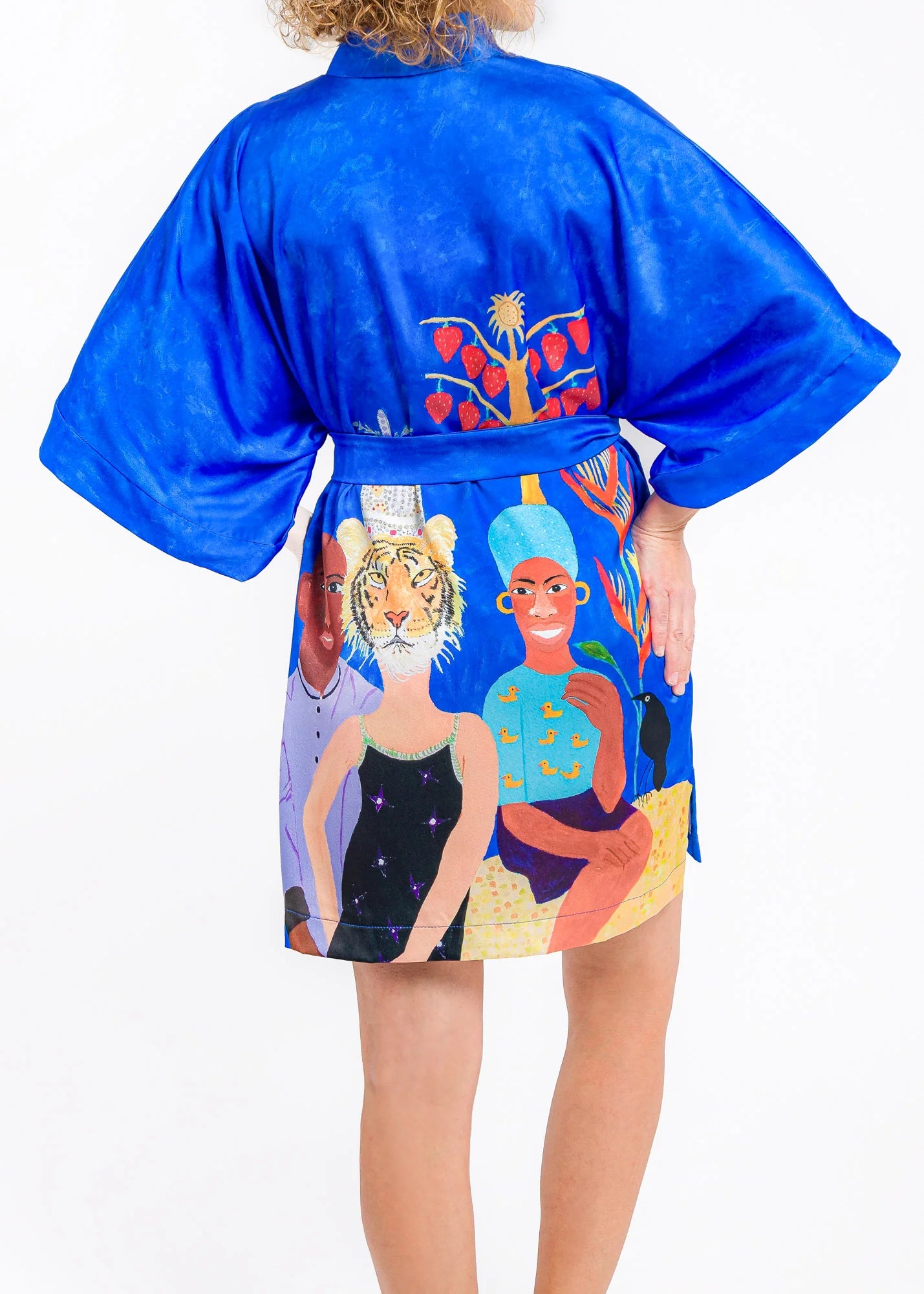 Mimi Roberts - The Woman with a Tiger Head - Kimono