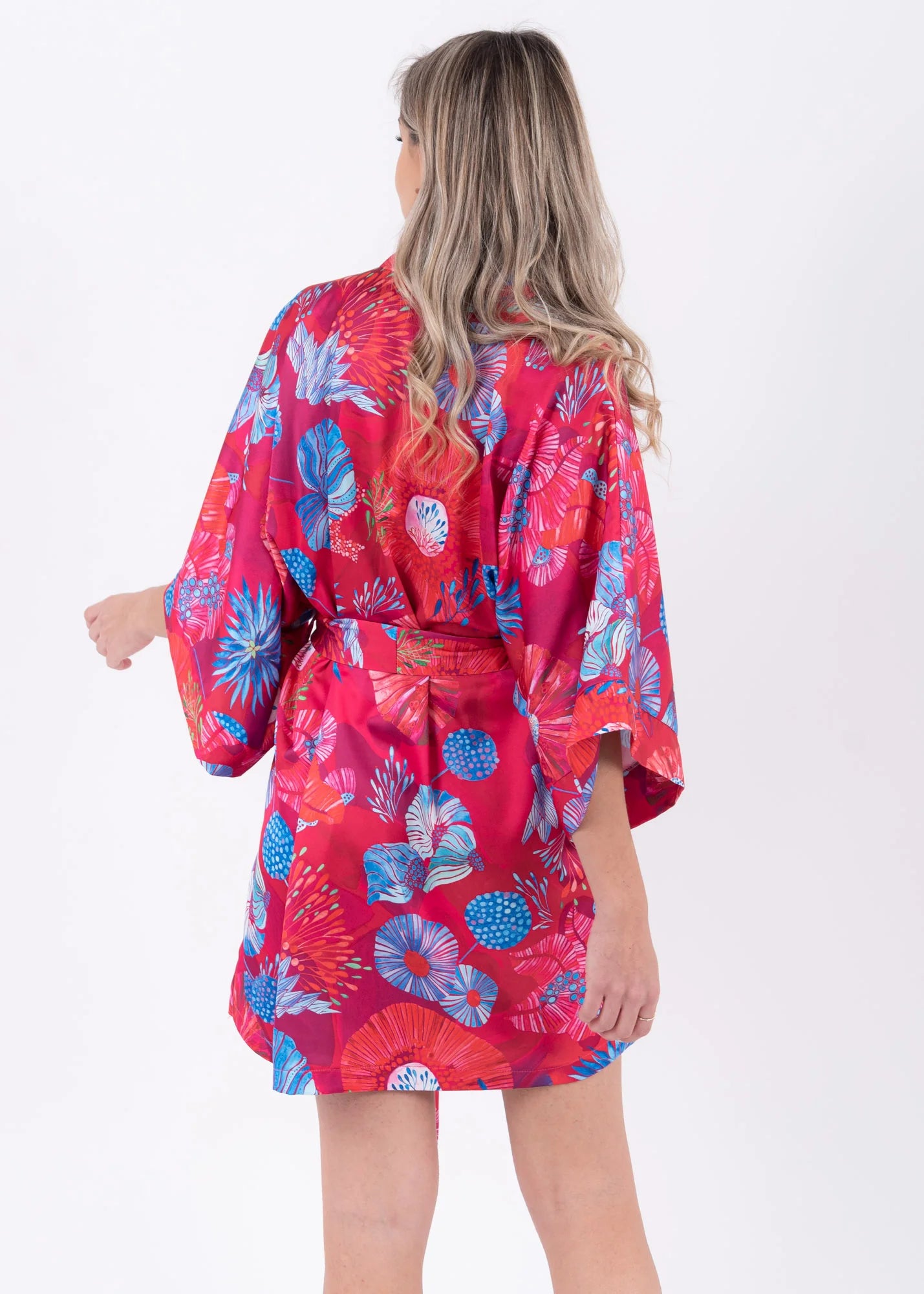 Corals Of The Sea - Kimono