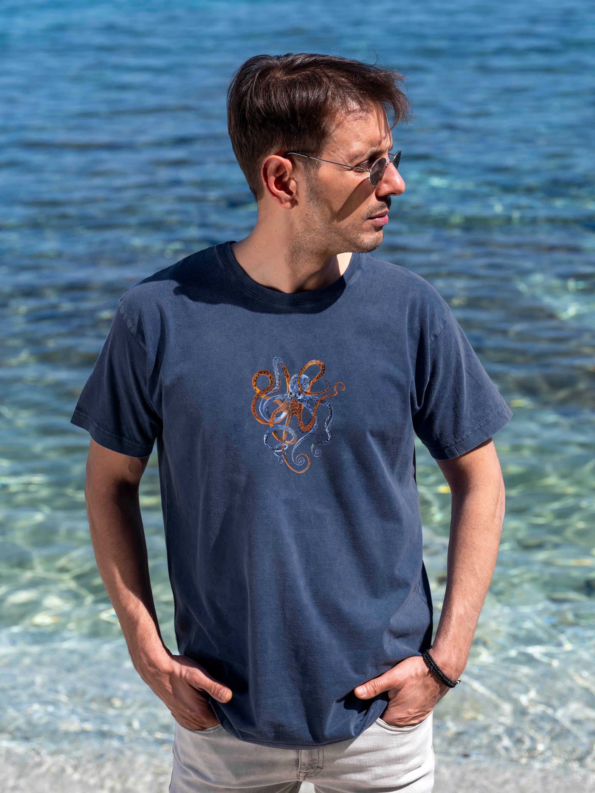 Octopus - Stonewashed T-Shirts