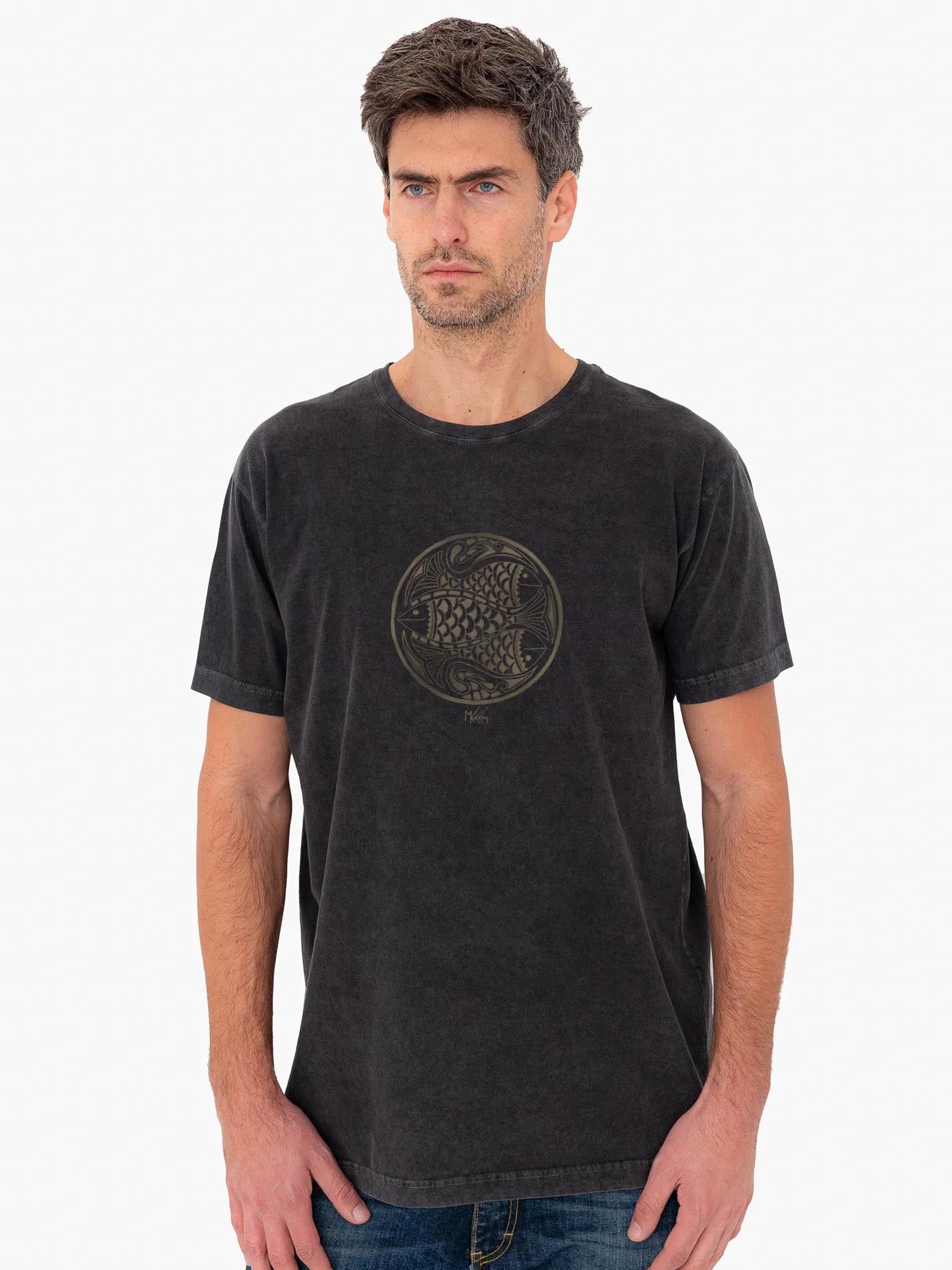 Maria Kokkini - Three Fish in Circle - Stonewashed T-Shirts