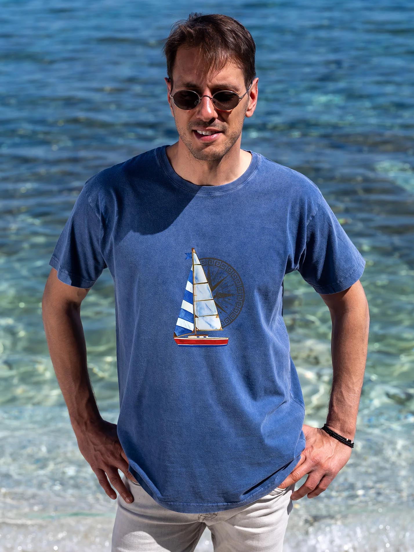 Sailing boat & Compass - Stonewashed T-Shirts