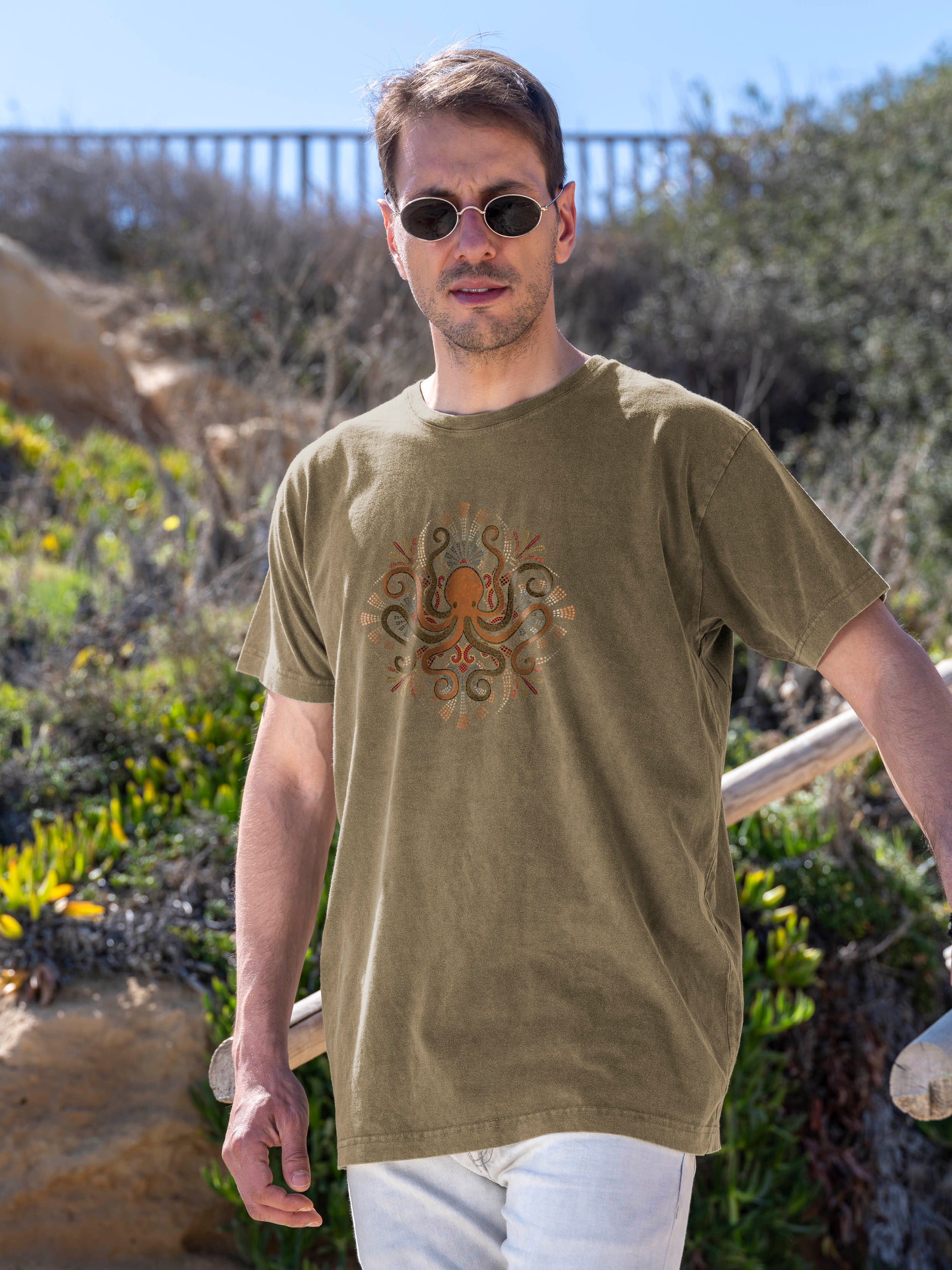 Minoan Octopus - Stonewashed T-Shirts