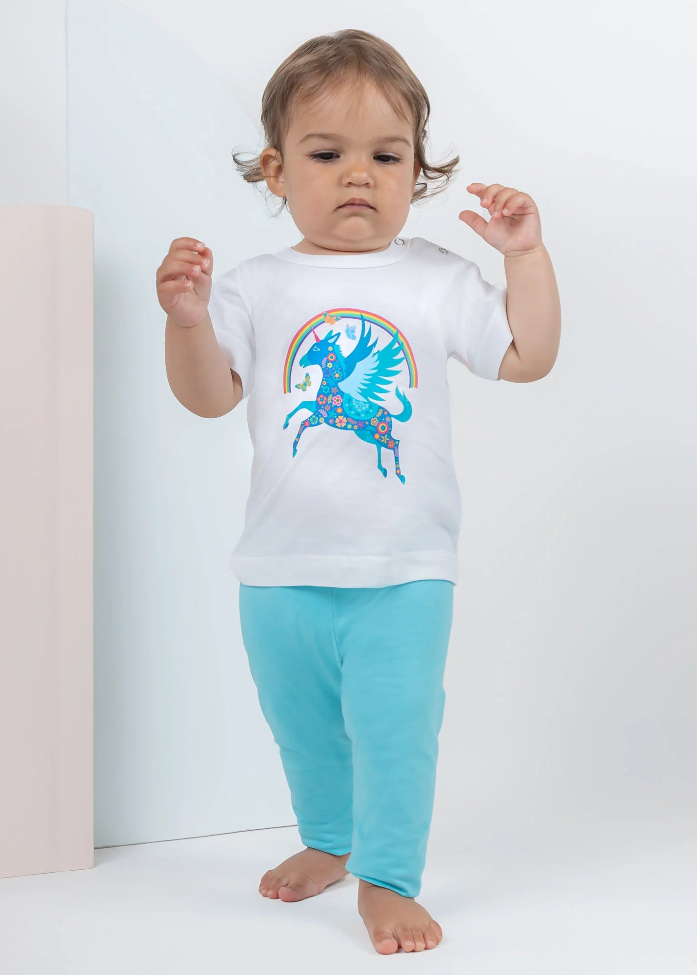 Flying Unicorn - T-Shirts