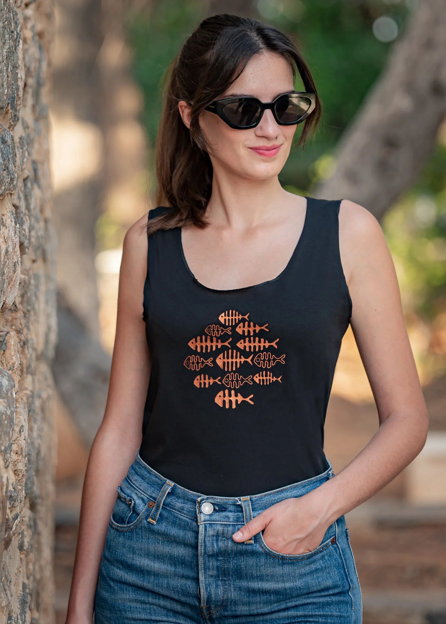 Bronze Fishbones - T-Shirts