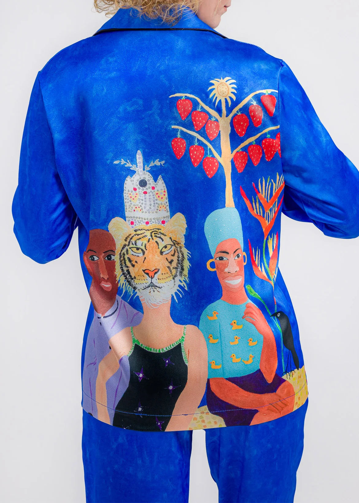 Mimi Roberts - The Woman with a Tiger Head - Loungwear