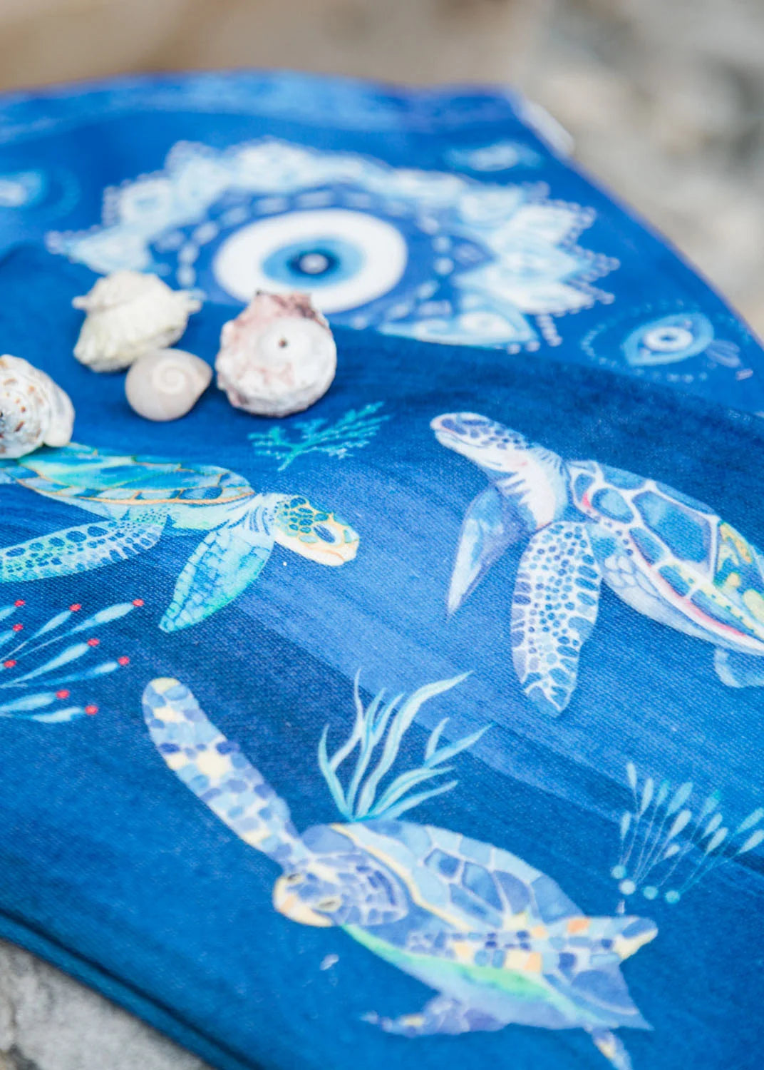 Beautiful Turtles - Clutches Canvas